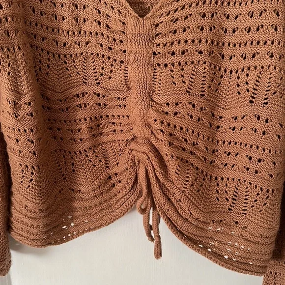 Cinched sweater | American threads - Picture 2 of 5